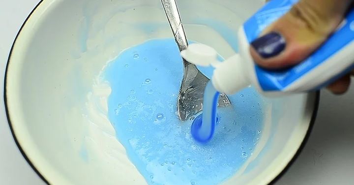 How to Make Slime with Shampoo and Toothpaste for Monster Snot