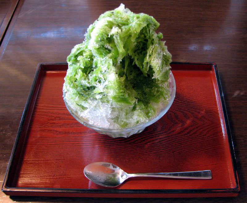 Kakigori, the popular street foods in Japan