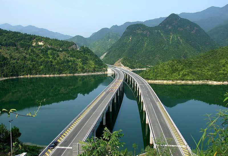 The Danyang - Kunshan Grand Bridge