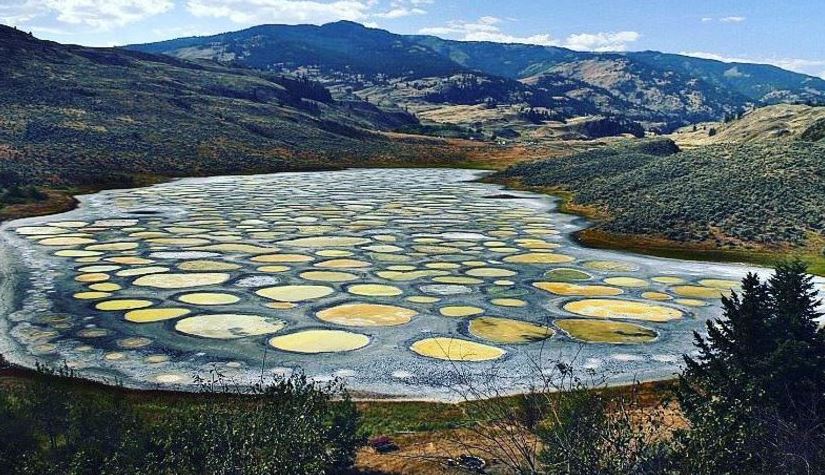 Spotted Lake Khiluk, most beautiful places to visit