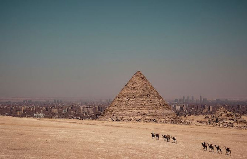How Heavy are the Pyramids?